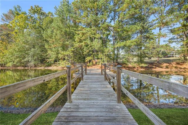 5422 Hill SW Road, Powder Springs, GA 30127