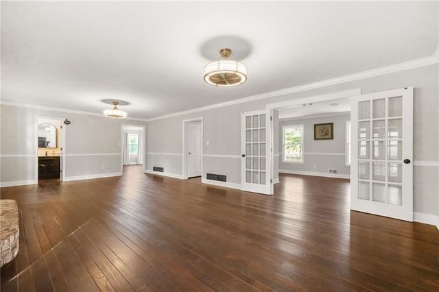 5422 Hill SW Road, Powder Springs, GA 30127