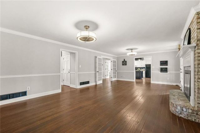 5422 Hill SW Road, Powder Springs, GA 30127