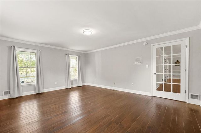 5422 Hill SW Road, Powder Springs, GA 30127