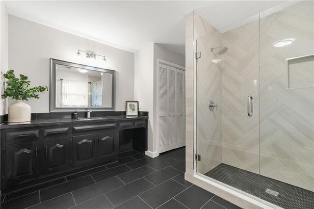 5422 Hill SW Road, Powder Springs, GA 30127