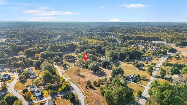 5422 Hill SW Road, Powder Springs, GA 30127