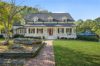 5422 Hill SW Road, Powder Springs, GA 30127