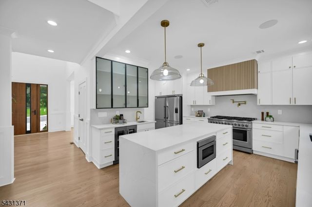 119 Cambridge Dr, Berkeley Heights Twp., NJ 07922