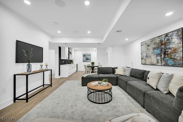 119 Cambridge Dr, Berkeley Heights Twp., NJ 07922