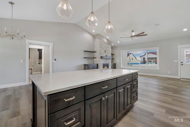 2531B E 3769 N, Twin Falls, ID 83301