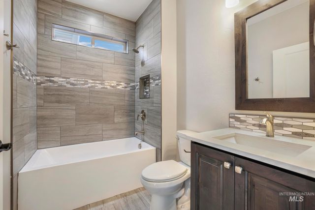 2531B E 3769 N, Twin Falls, ID 83301