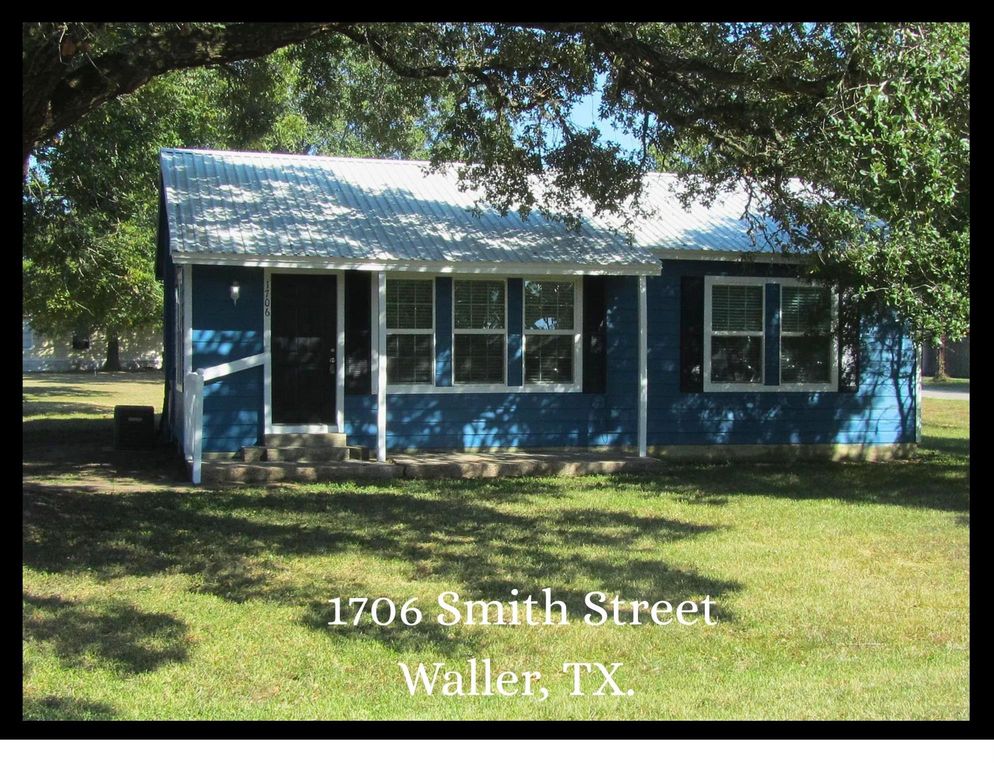1706 Smith Street, Waller, TX 77484