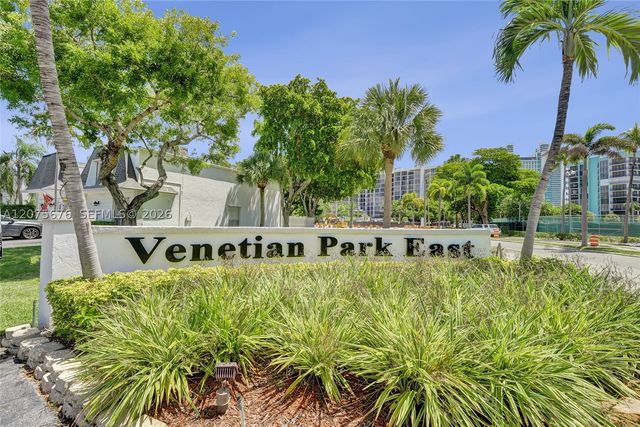 2716 NE 8th St 2716, Hallandale Beach, FL 33009