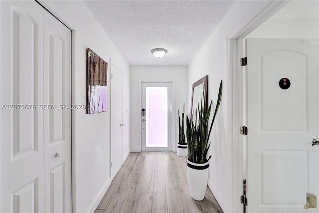 2716 NE 8th St 2716, Hallandale Beach, FL 33009