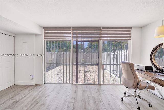 2716 NE 8th St 2716, Hallandale Beach, FL 33009
