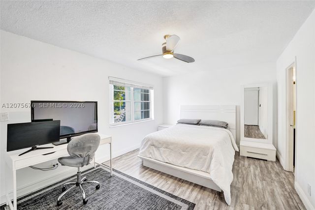 2716 NE 8th St 2716, Hallandale Beach, FL 33009