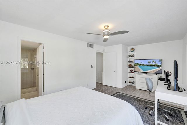 2716 NE 8th St 2716, Hallandale Beach, FL 33009