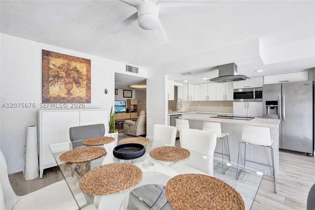 2716 NE 8th St 2716, Hallandale Beach, FL 33009