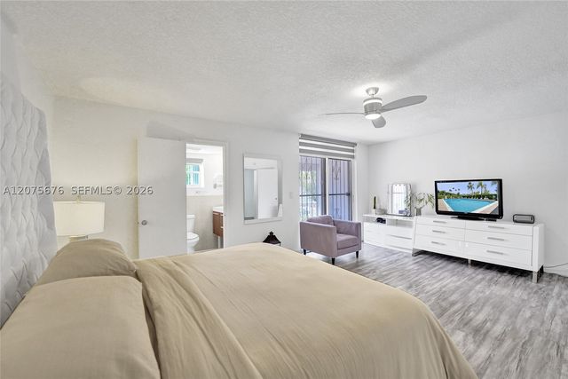 2716 NE 8th St 2716, Hallandale Beach, FL 33009