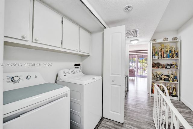 2716 NE 8th St 2716, Hallandale Beach, FL 33009