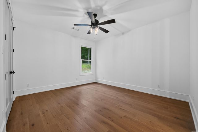 217 Gardens Gate Circle, Hot Springs, AR 71901