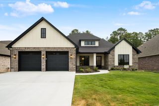 217 Gardens Gate Circle, Hot Springs, AR 71901