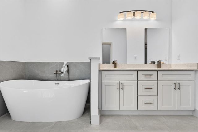 4222 S CHAMBERLAIN BOULEVARD, North Port, FL 34286