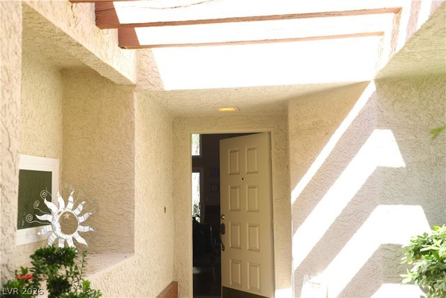 133 Coventry Circle, Henderson, NV 89074