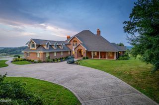 1573 Ridge Road, Sevierville, TN 37862