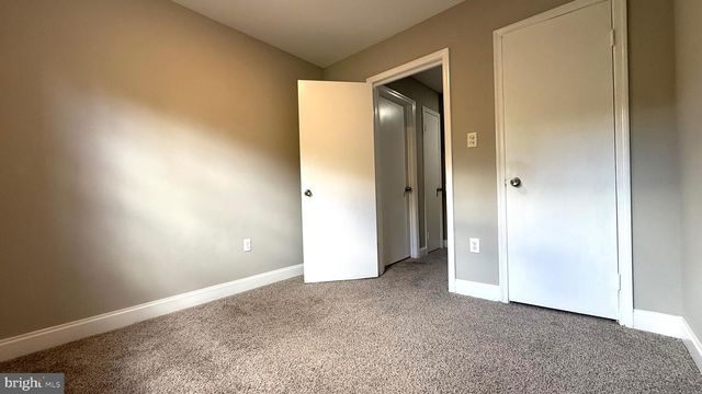 2819 BANKS CT, Dumfries, VA 22026