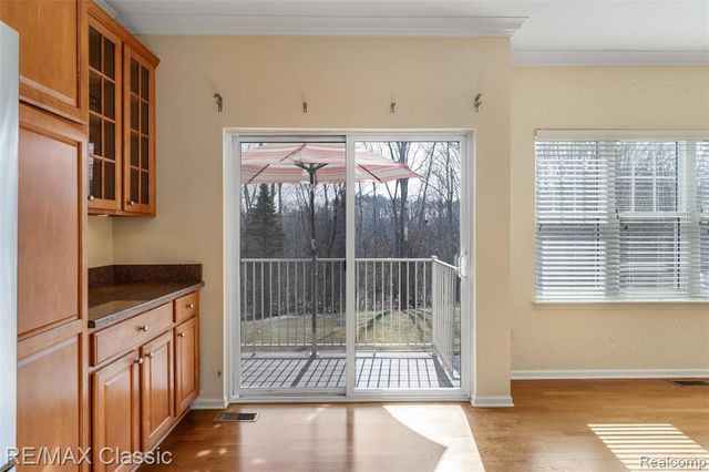 8114 Heron Hills Drive, Walled Lake, MI 48390