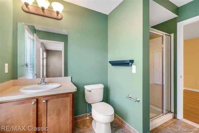 8114 Heron Hills Drive, Walled Lake, MI 48390