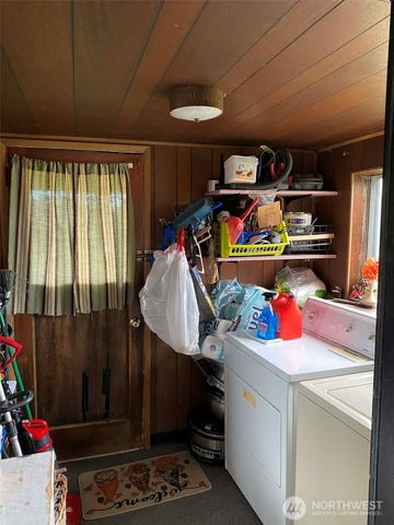 1015 W Highway 101, Port Angeles, WA 98363