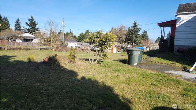 1015 W Highway 101, Port Angeles, WA 98363