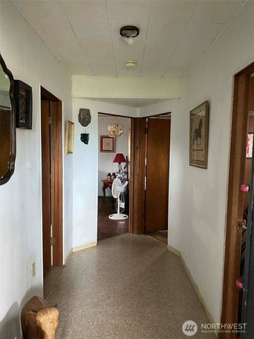 1015 W Highway 101, Port Angeles, WA 98363