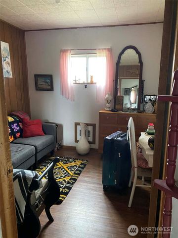 1015 W Highway 101, Port Angeles, WA 98363