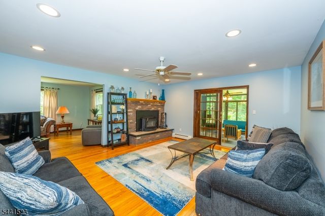 4 Tracey Ln, Sparta Twp., NJ 07871