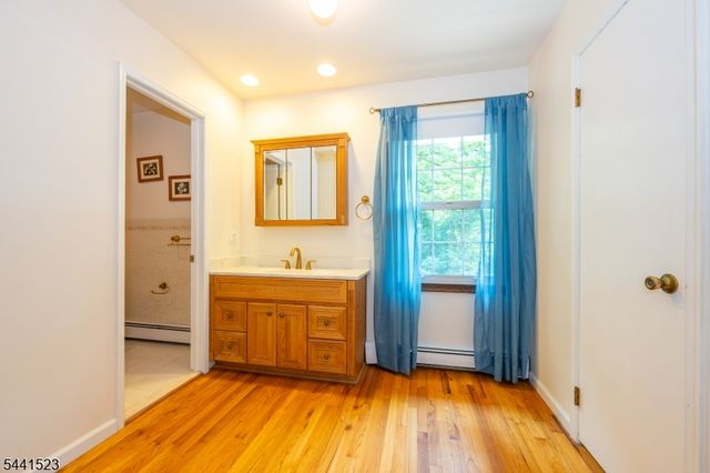 4 Tracey Ln, Sparta Twp., NJ 07871
