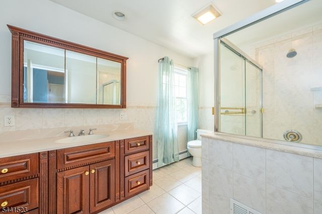 4 Tracey Ln, Sparta Twp., NJ 07871