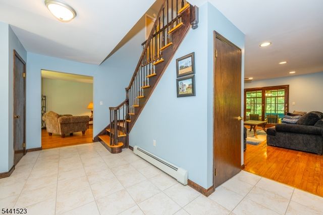 4 Tracey Ln, Sparta Twp., NJ 07871