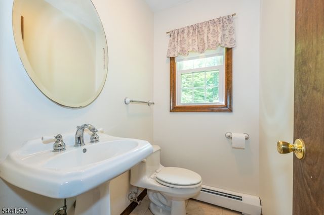4 Tracey Ln, Sparta Twp., NJ 07871