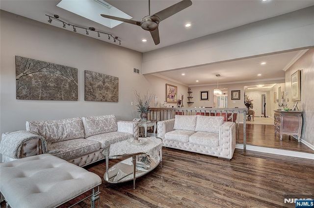69 Cummings Circle 80, West Orange, NJ 07052