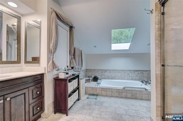 69 Cummings Circle 80, West Orange, NJ 07052