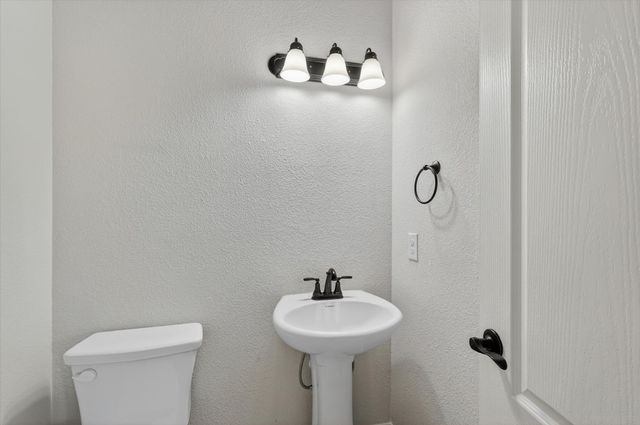 3918 Holly Springs Lane, Kaufman, TX 75142