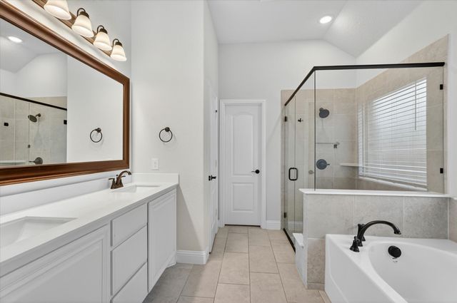 3918 Holly Springs Lane, Kaufman, TX 75142
