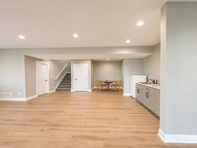 1727 Roebling Road, Adel, IA 50003