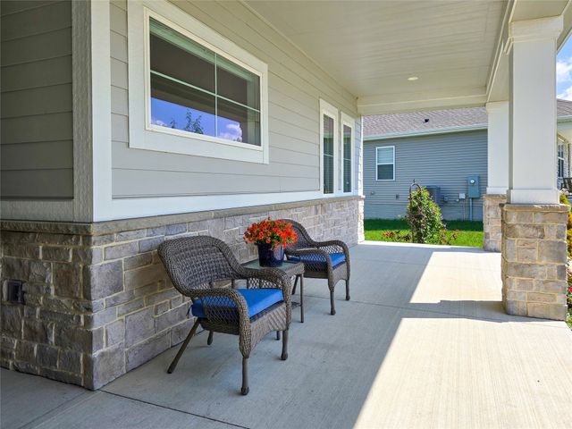 1727 Roebling Road, Adel, IA 50003