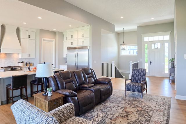 1727 Roebling Road, Adel, IA 50003