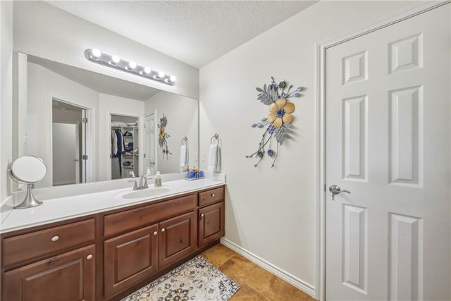 6810 Appomattox Drive, College Station, TX 77845