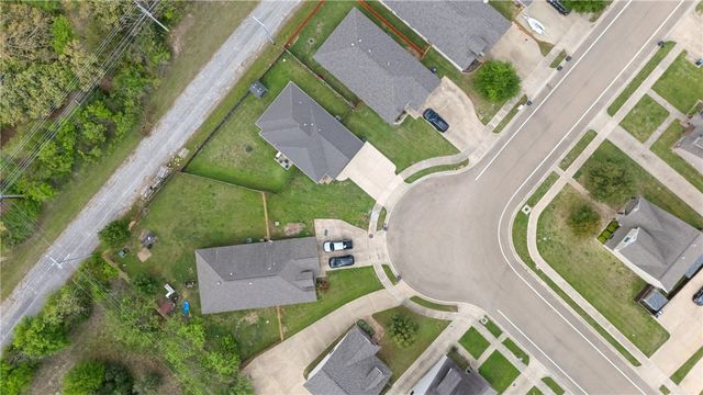 6810 Appomattox Drive, College Station, TX 77845