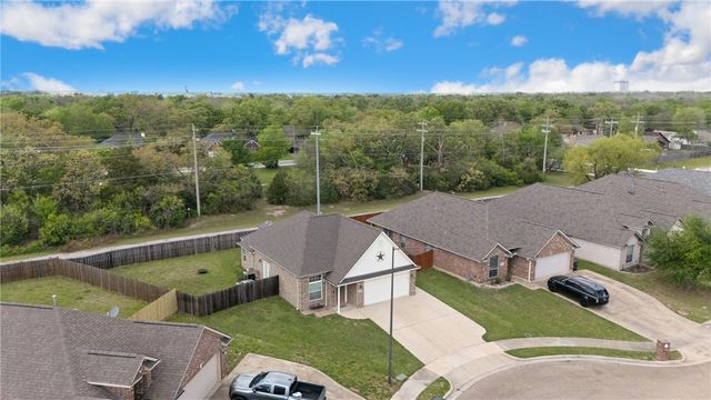 6810 Appomattox Drive, College Station, TX 77845