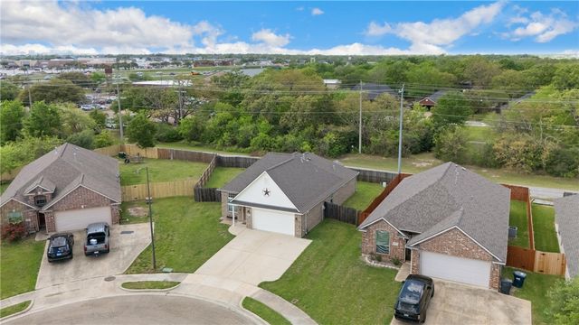 6810 Appomattox Drive, College Station, TX 77845