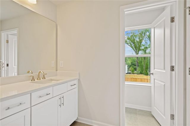 744 Smokey Quartz Way, Kennesaw, GA 30144