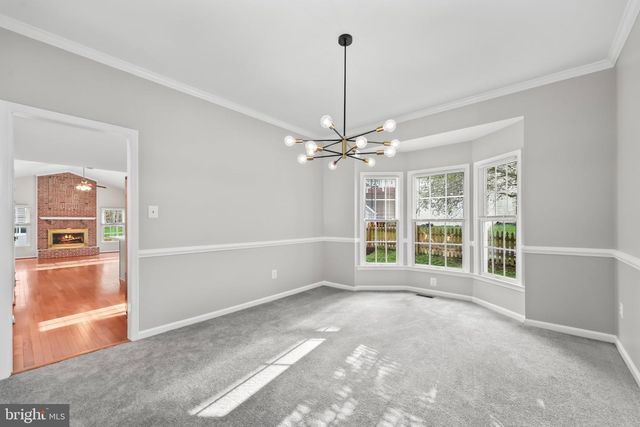 7912 BRACKSFORD CT, Fairfax Station, VA 22039
